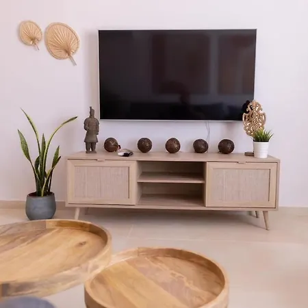 Bali-style One Bedroom At Lighthouse * Пафос