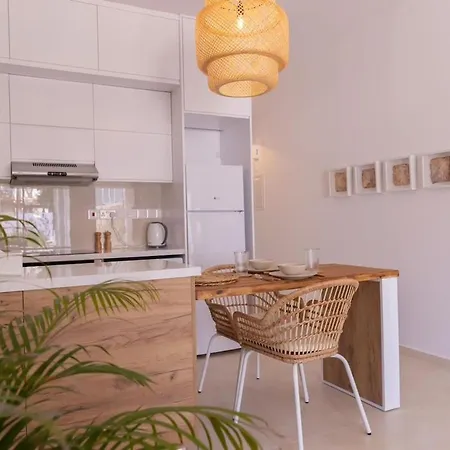 Apartment Bali-style One Bedroom At Lighthouse