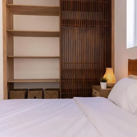 Bali-style One Bedroom At Lighthouse Apartment